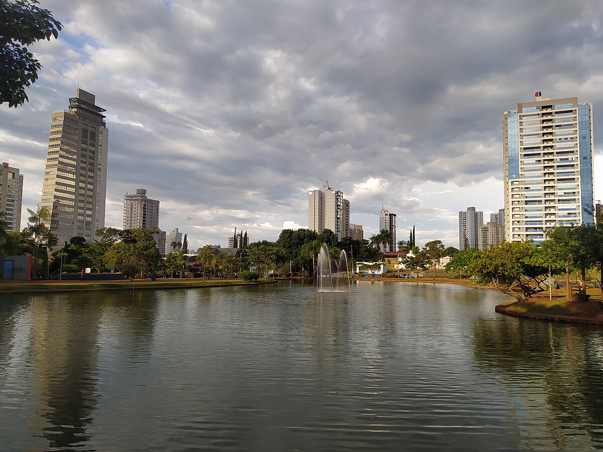 Essa cidade entre Goiânia e Brasília atrai grandes investidores
