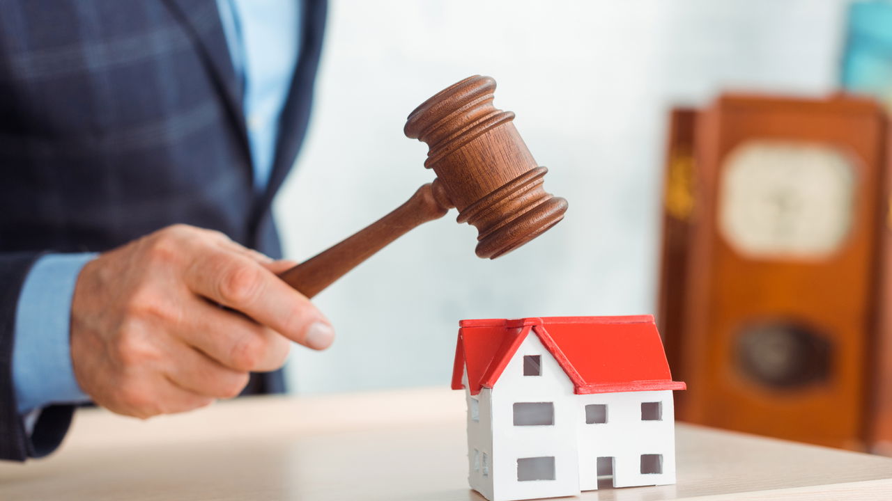 Banco Itaú faz leilão e surpreende com valores baixos em casas e apartamentos