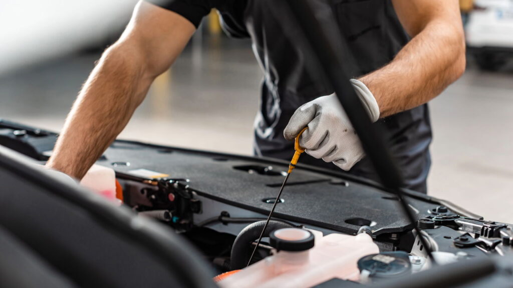 Veja algumas dicas essenciais para a troca de óleo do seu carro