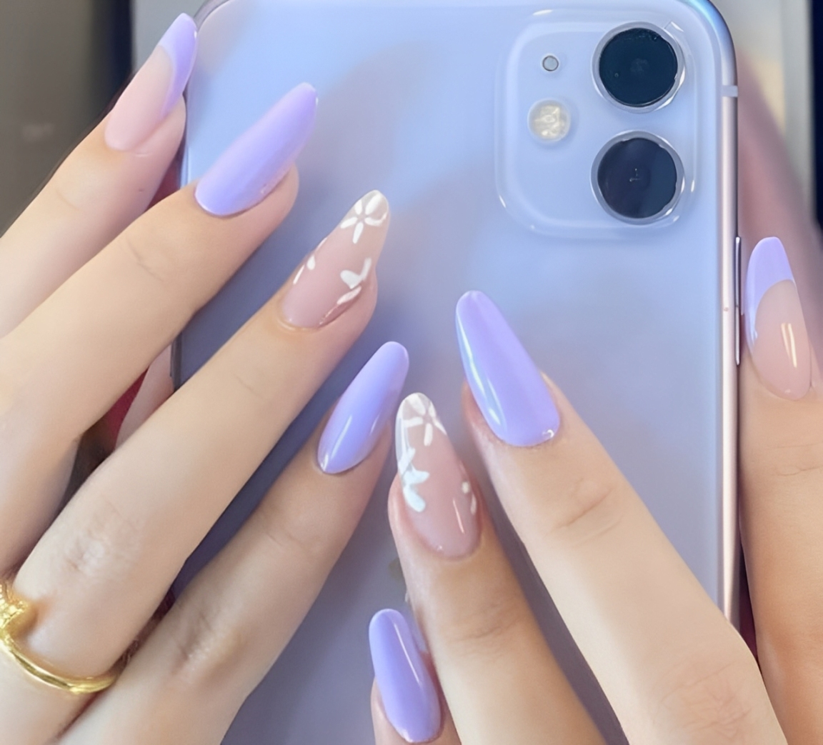 Se suas unhas pudessem escolher, elas já estariam de roxo faz tempo!