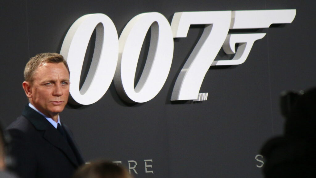 007 volta com tudo! Novo filme de James Bond ganha data de estreia