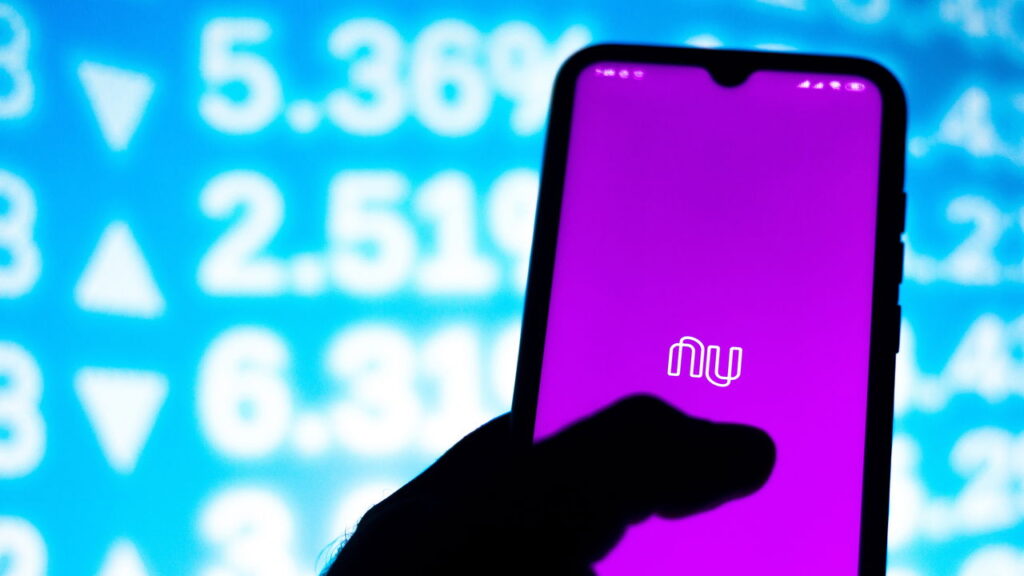 Nubank anuncia novidade que ajuda quem precisa de dinheiro