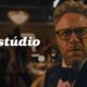 Seth Rogen ataca Hollywood em sua nova série O Estúdio