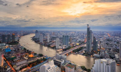 A cidade tailandesa que revela templos sagrados, sabores de rua e noites vibrantes