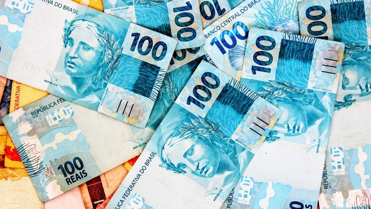 Trabalhadores brasileiros estão sendo convocados (31/03)