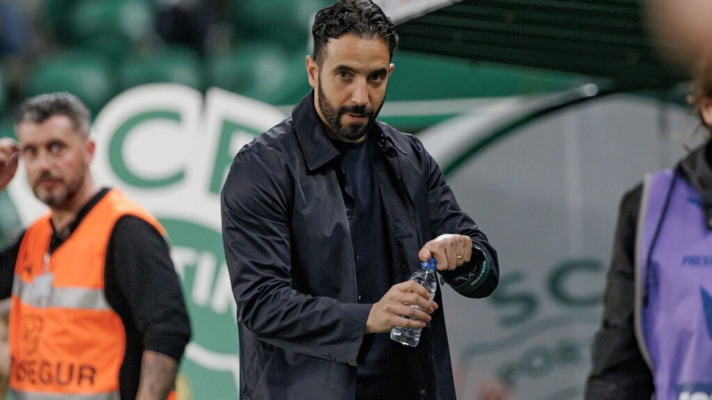 Manchester United vive a temporada mais decepcionante em 40 anos