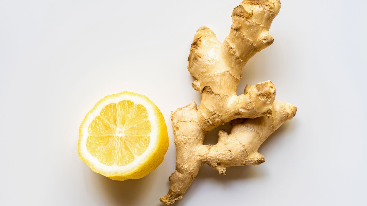 Esse xarope de gengibre e limão é o melhor aliado contra gripes