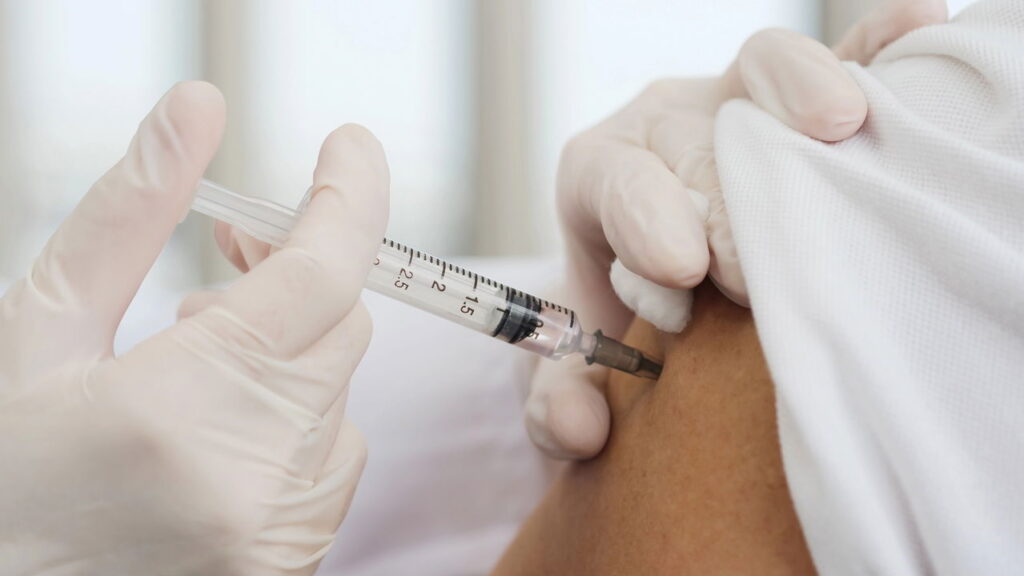 Vacina da gripe! Quem pode tomar e as reações surpreendentes