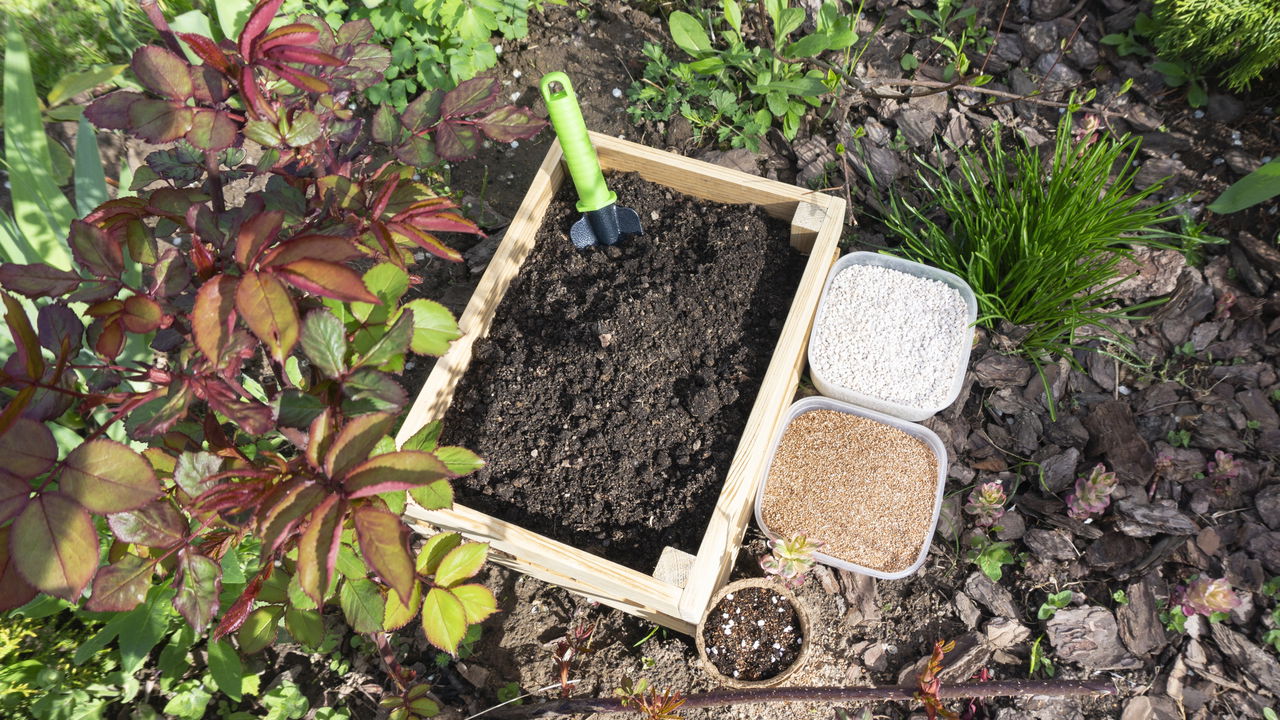 Melhor jeito de fazer adubo orgânico em casa
