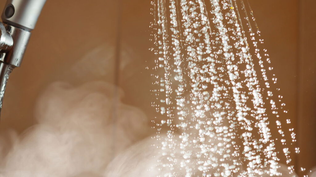 Veja os 10 piores erros que podem acabar com seu cabelo