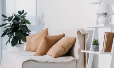 Esse toque com almofadas pode deixar sua casa incrível