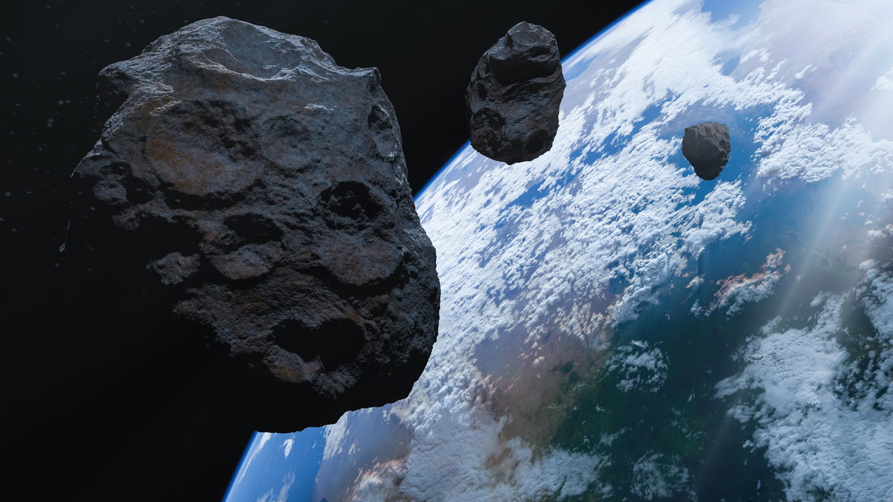 Novo asteroide ameaça a Terra e coloca especialistas em alerta máximo