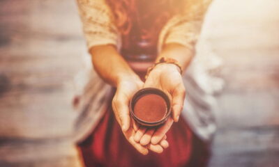 Esse chá viraliza como opção no combate à depressão