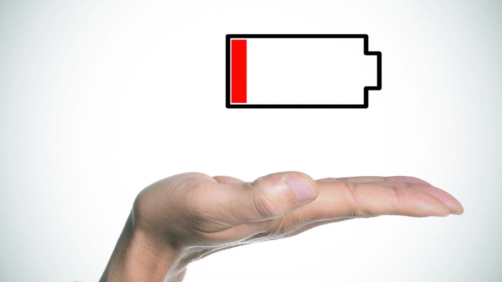 Seu celular fica sem bateria? Estes apps são os vilões!