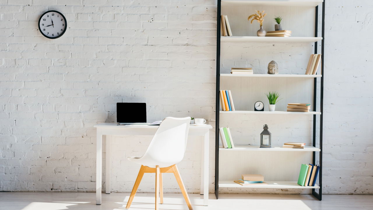 Estante de livros vira destaque com esse segredo simples