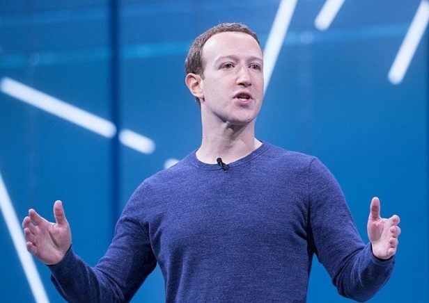 Mark Zuckerberg: “O maior risco é não correr nenhum risco.”