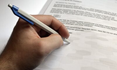 Já tinha notado? Esses famosos são canhotos