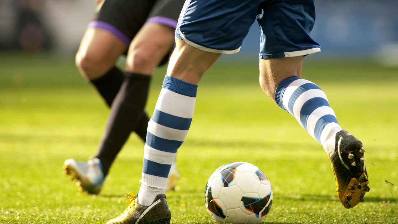 Pirataria ataca o futebol mundial e causa prejuízo bilionário