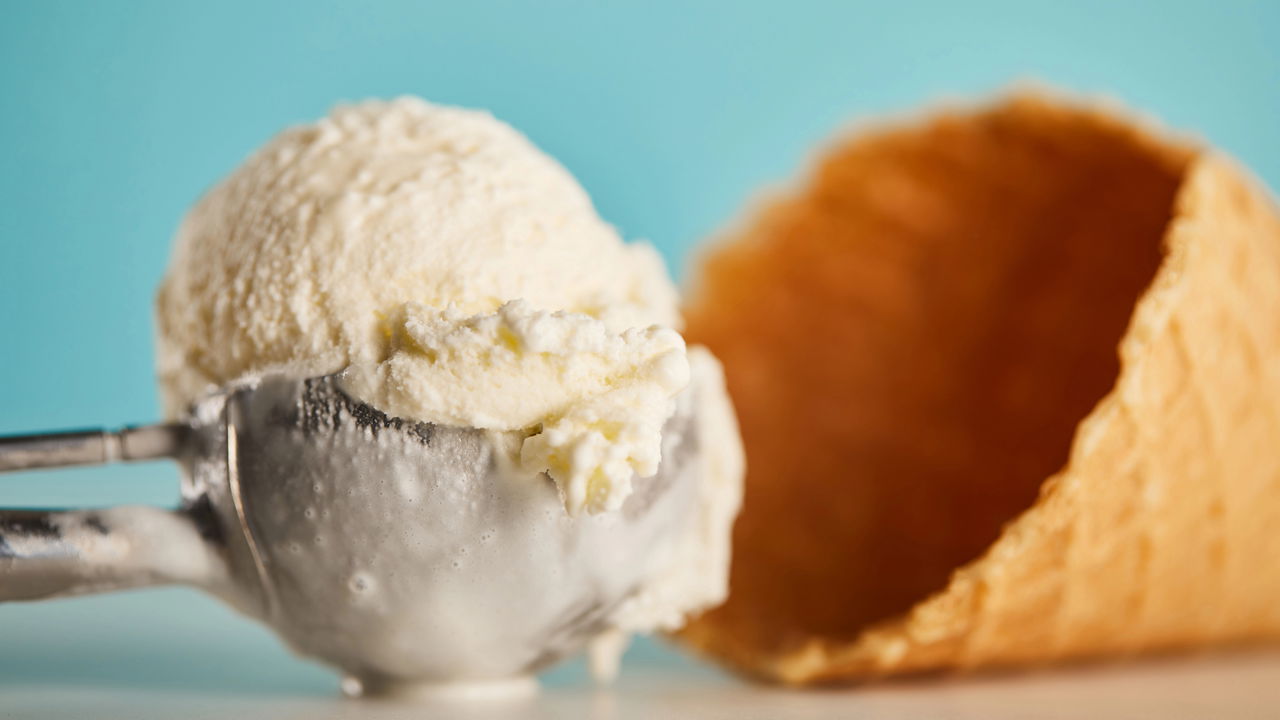 Sorvete cremoso com 2 ingredientes que vai te surpreender