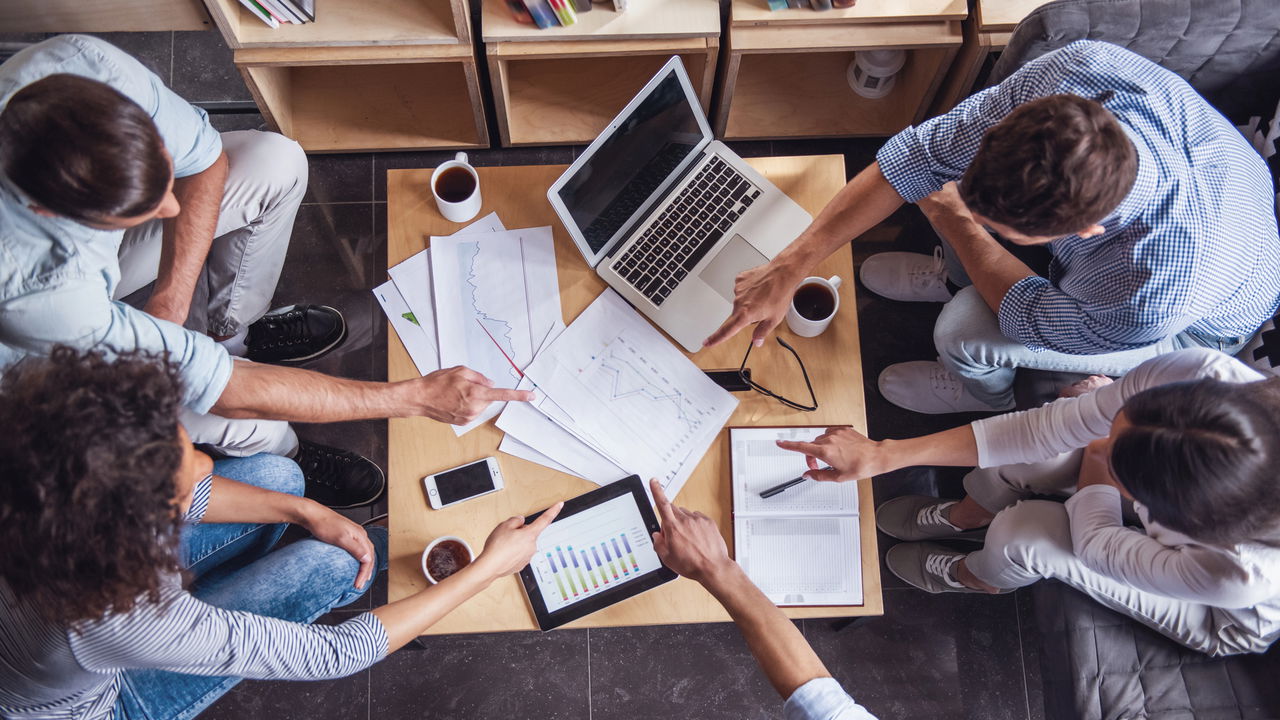Trabalho nos domingos e feriados pode mudar de vez e pouca gente percebeu