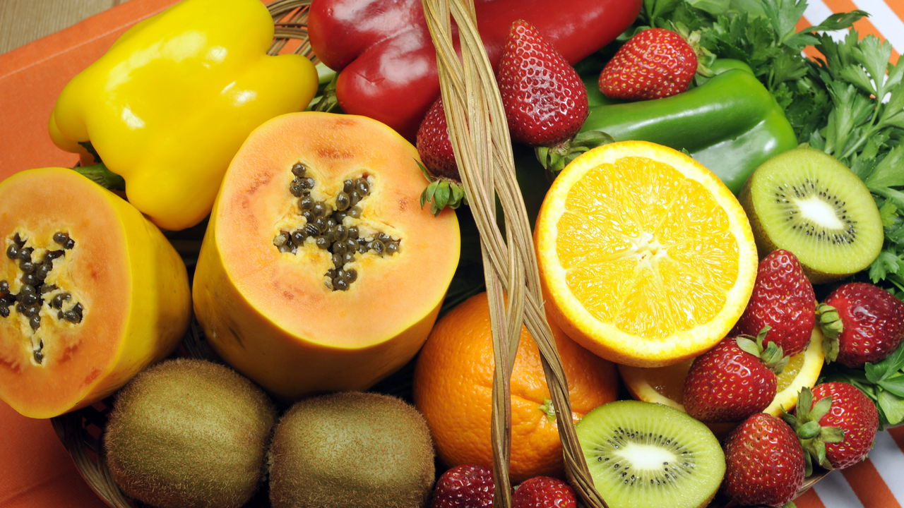 Mais vitamina C que a laranja? Conheça a uvaia, a fruta brasileira!