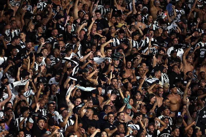 Botafogo x Universidad de Chile tem parcial de 7 mil ingressos vendidos