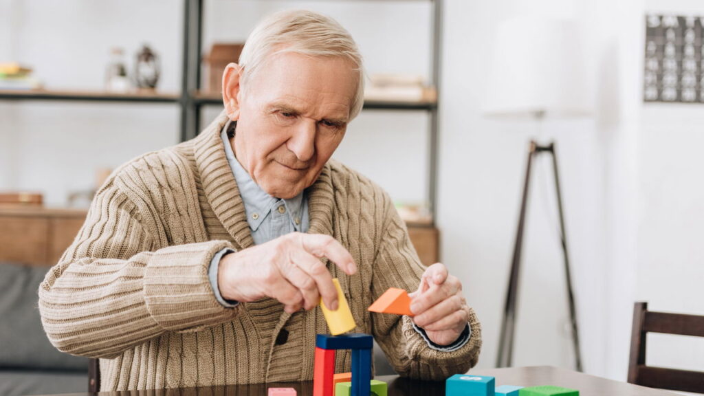 Avanço no Alzheimer chega ao Brasil com novo remédio