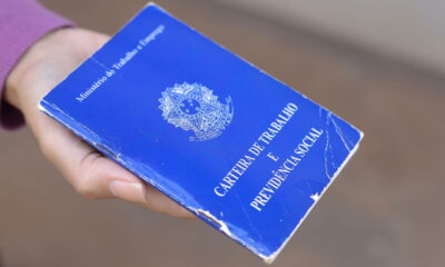 Trabalhadores reagem ao fim de 1h de almoço com lei trabalhista vigente