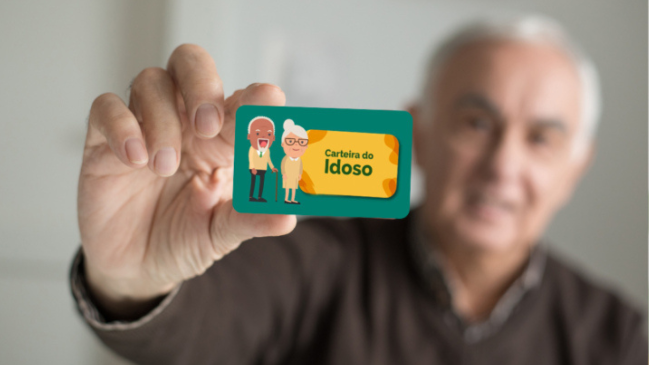 Carteira do Idoso digital facilita acesso a benefícios para maiores de 60 anos