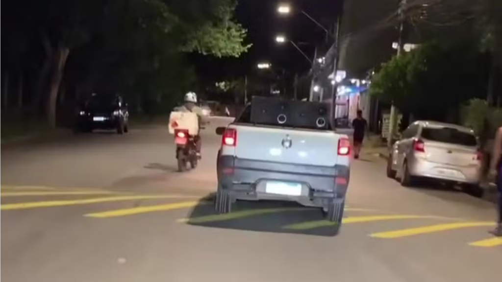 Carro promove atestado médico de uma forma diferente e viraliza nas redes sociais