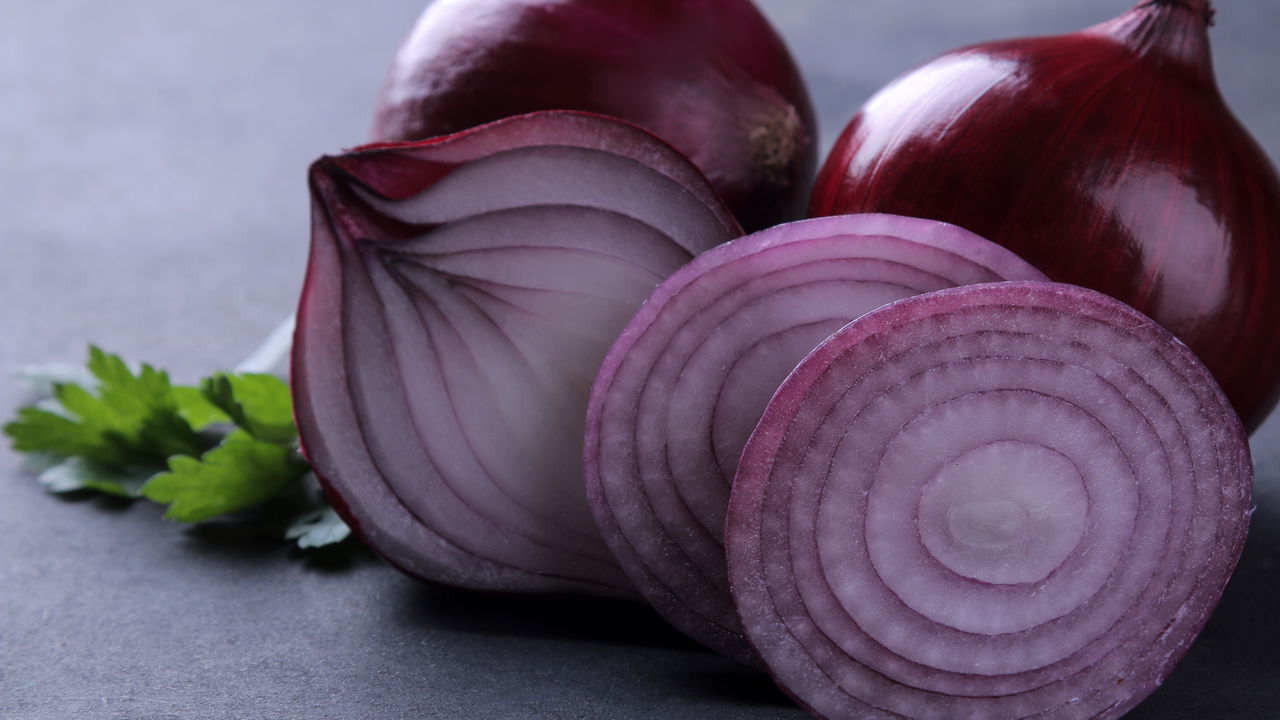 O que não te contaram sobre plantar cebola roxa em casa