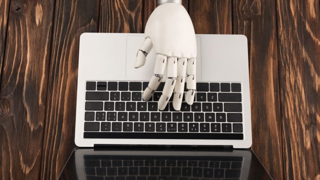 CEO diz que IA vai eliminar milhares de empregos
