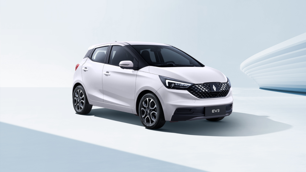 JMEV EV3 é o primeiro elétrico com câmbio manual no Brasil