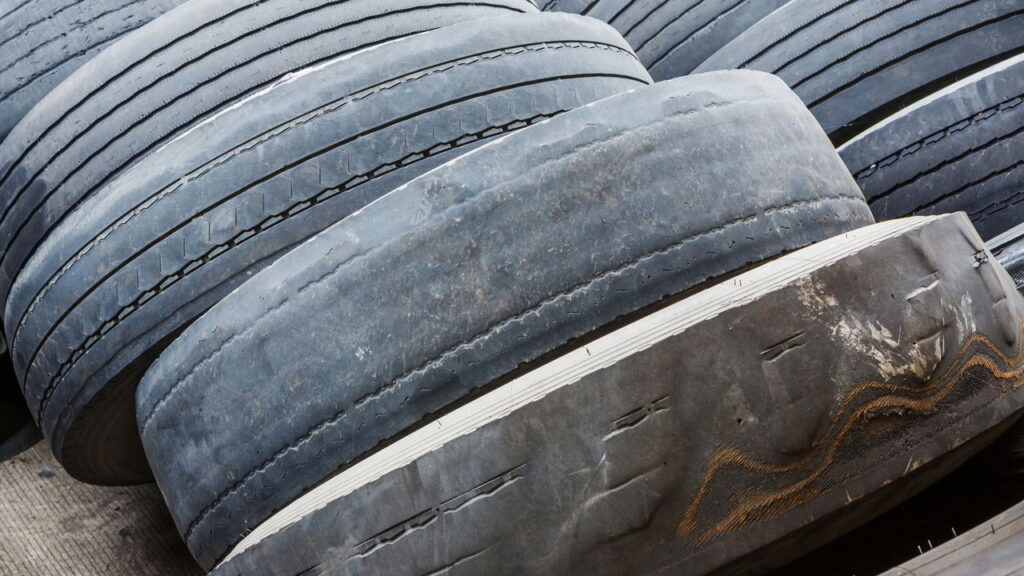 7 Erros comuns que acabam com seus pneus antes da hora
