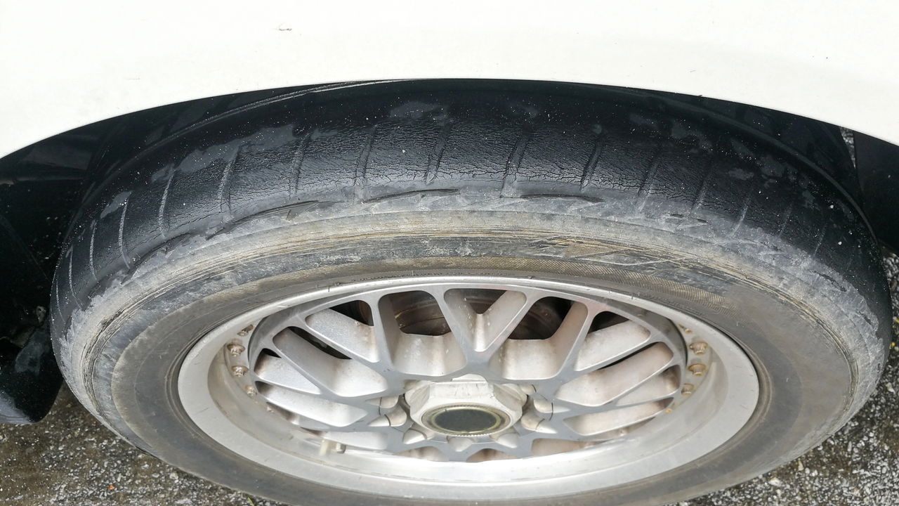 7 Erros comuns que acabam com seus pneus antes da hora