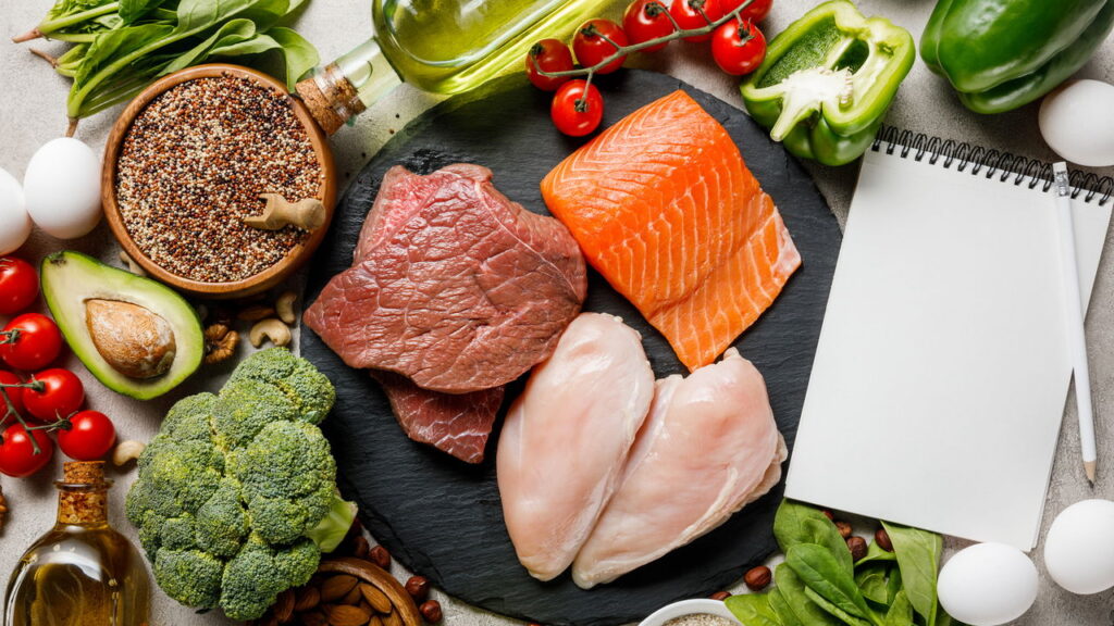 Veja o que acontece quando você come proteína antes de dormir
