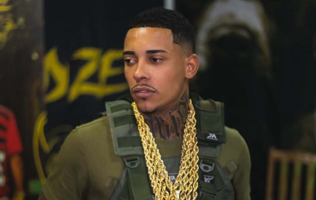 MC Poze nega tudo e fala em perseguição