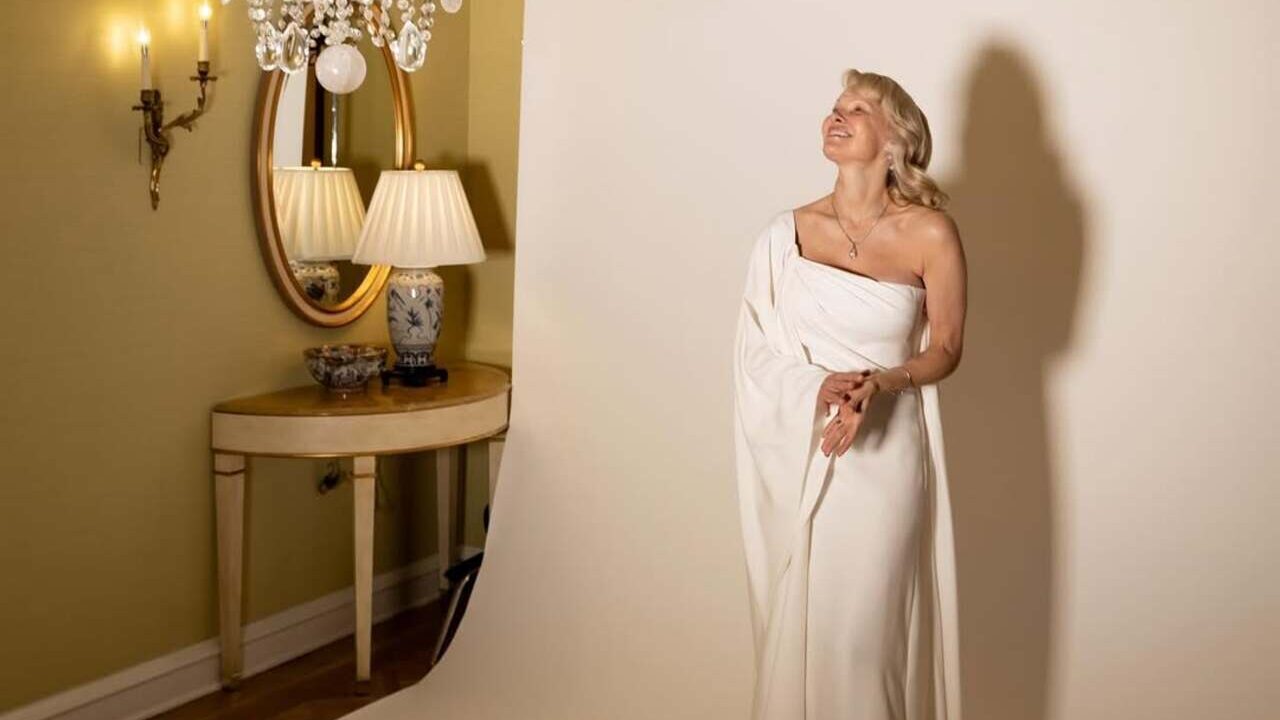 Pamela Anderson em Nova York! A virada chic e o novo corte de cabelo da estrela