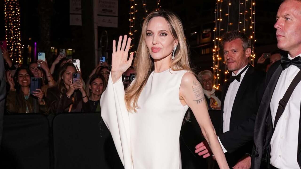 Angelina Jolie revela segredo de sua carreira após anos sumida do festival!