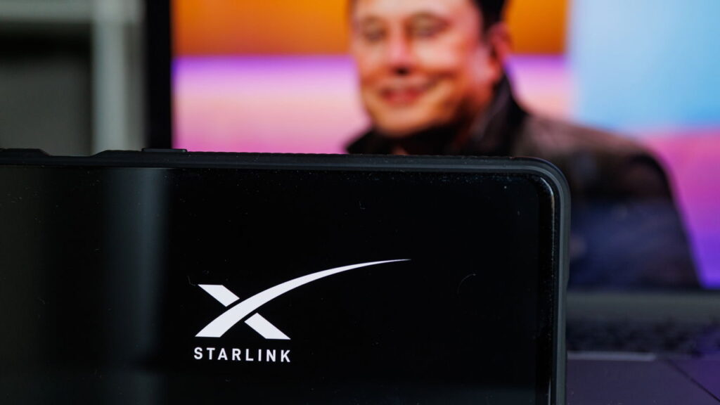 Elon Musk libera Starlink mas só 11 celulares vão aproveitar