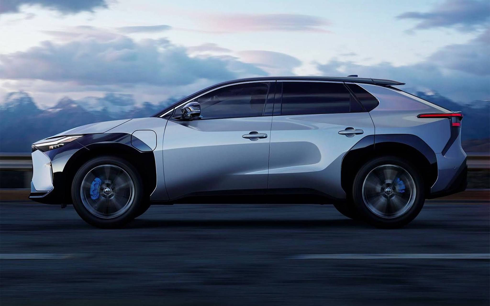 Quem quer SUV elétrico precisa ver o novo Toyota bZ 2026
