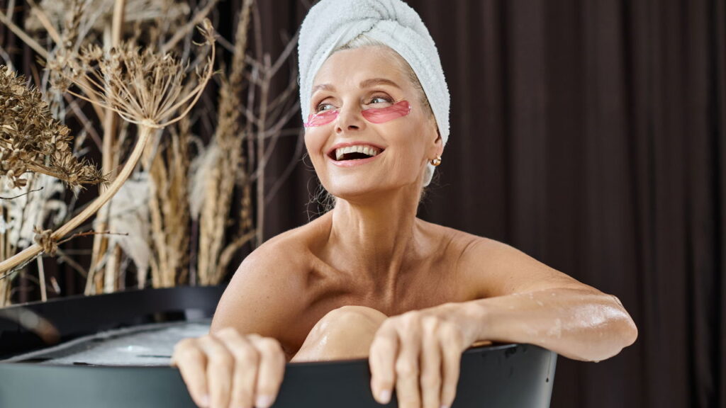 Pequenas mudanças em roupas, maquiagem e atitude podem rejuvenescer a aparência