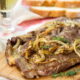 Receita de bife acebolado simples e suculento