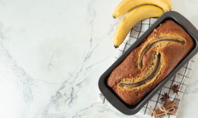 Receita de bolo de banana sem açúcar usa só três ingredientes