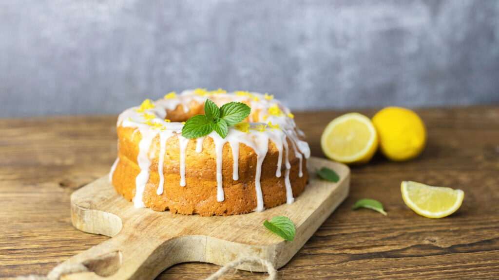 Essa receita de bolo de limão não tem glúten e é sem lactose 