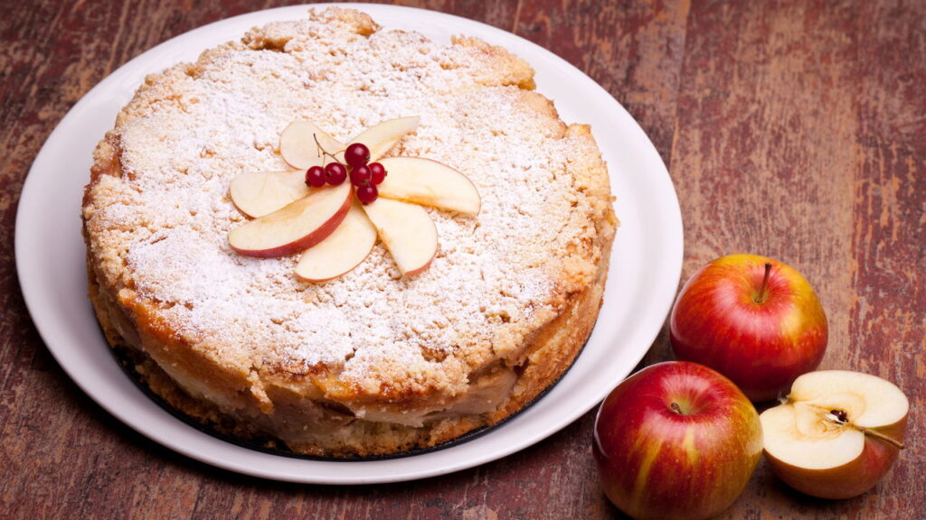 Essa receita de bolo de maçã vai perfumar sua cozinha inteira