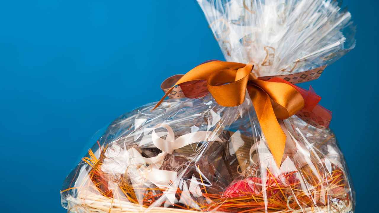 Faça você mesmo! Uma cesta de amor única para o dia dos namorados!