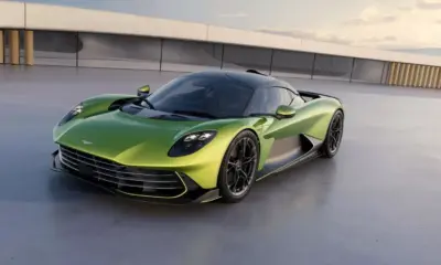 Aston Martin lança primeiro carro com Apple CarPlay Ultra integrado