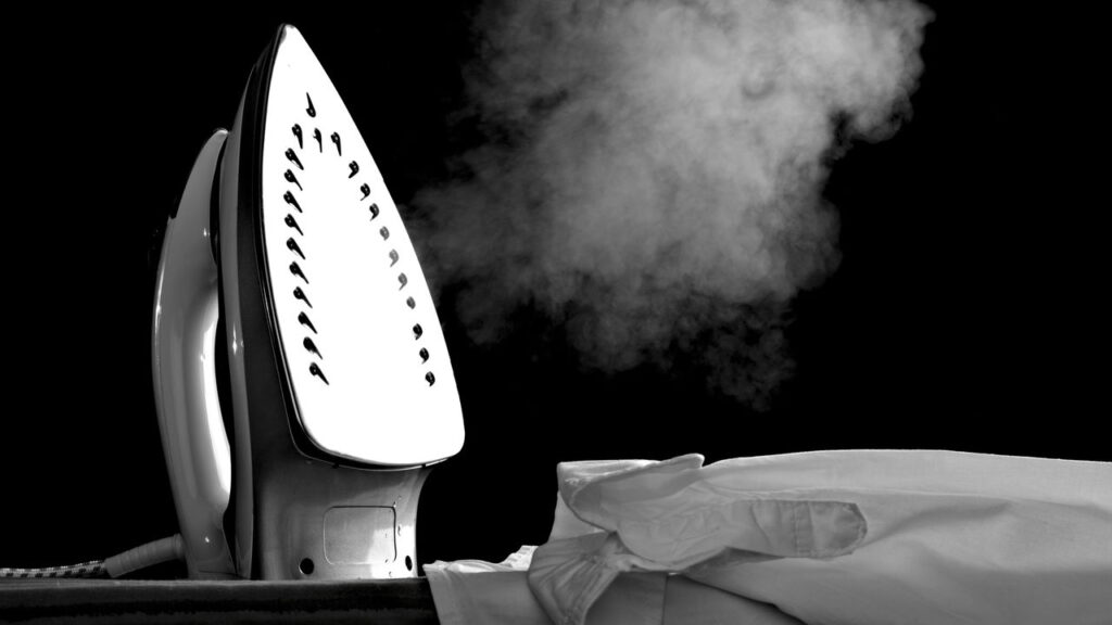 Veja qual ferro de passar roupa realmente vale a pena comprar
