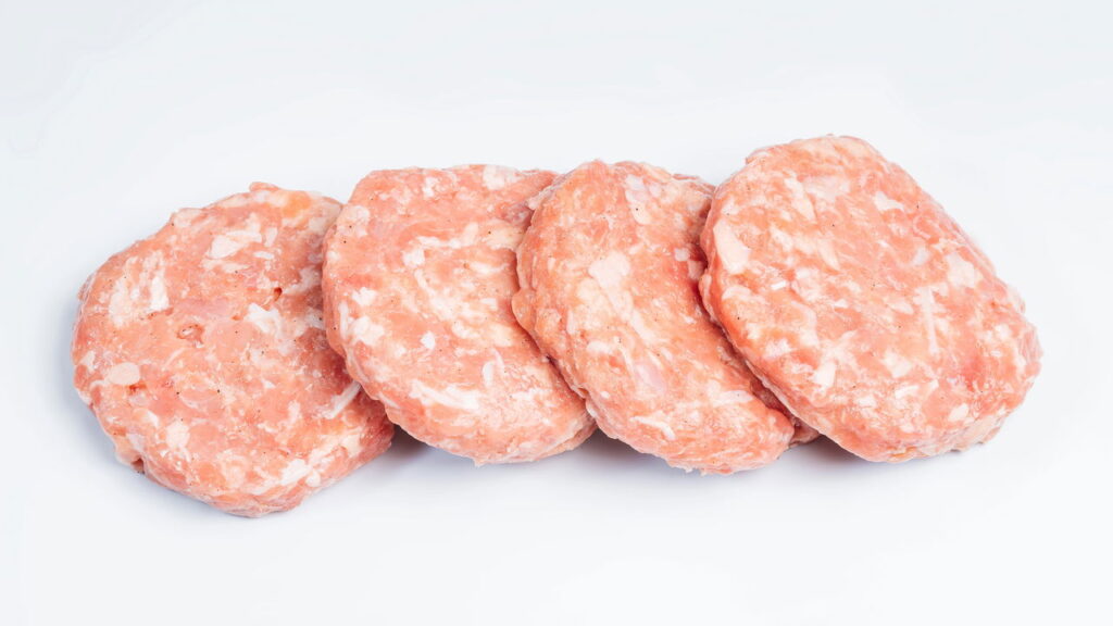 Receita de hambúrguer de frango caseiro simples e gostoso